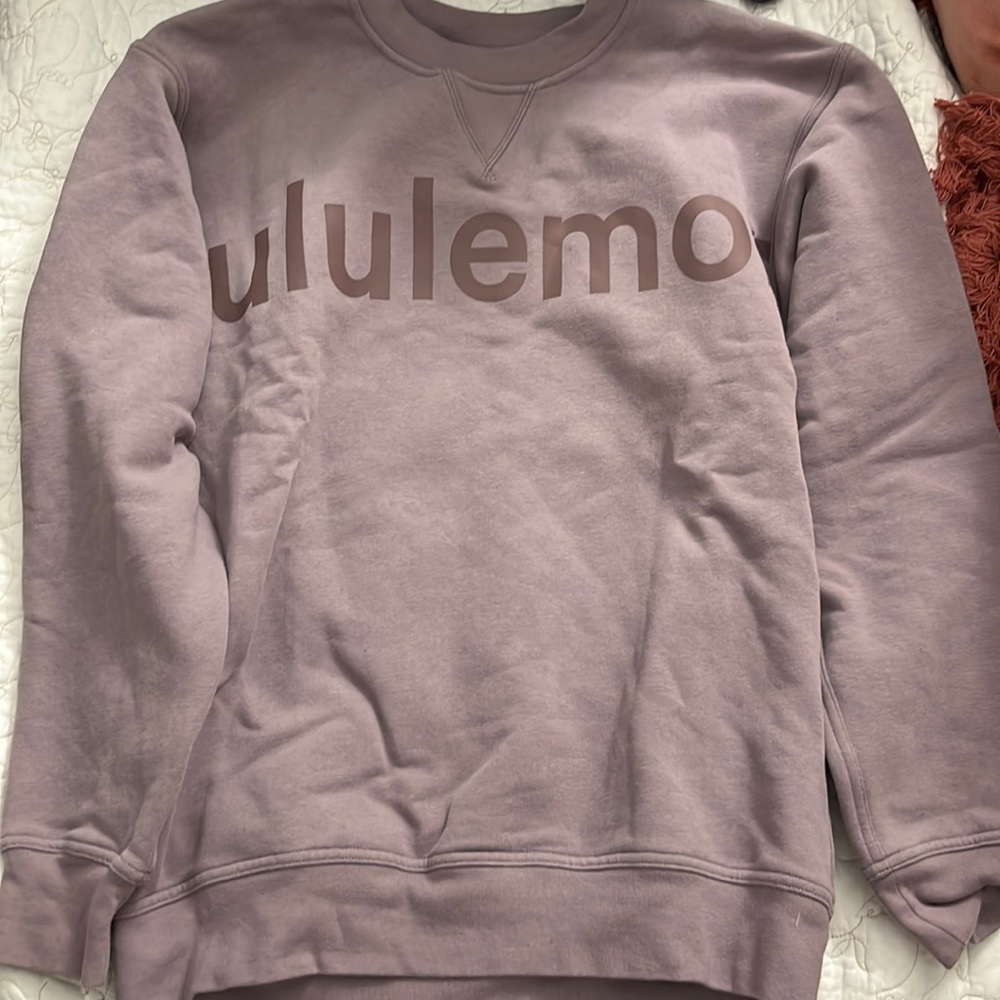 Lululemon crew neck sweatshirt
